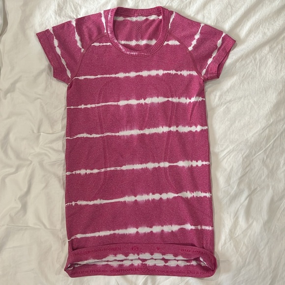 Lululemon short sleeve swiftly top size 4 - Picture 3 of 4
